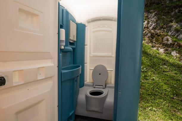 Best Porta potty delivery and setup  in Happy Valley, CA